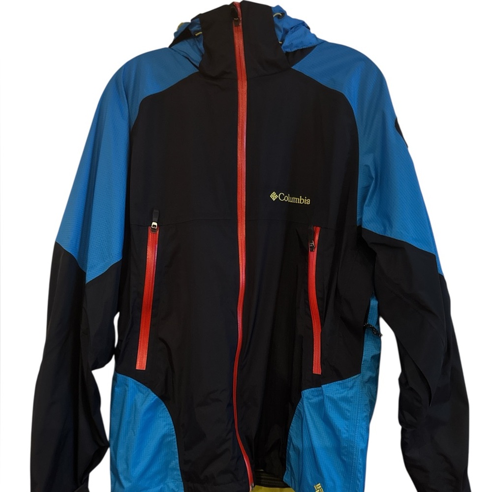 Columbia Men's Black and Blue Omnitech Performance Jacket Size Medium Waterproof